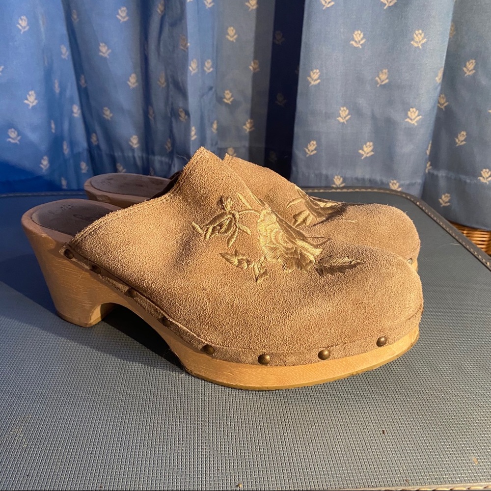 Vintage Y2K 2000s Candies mules clogs size 10